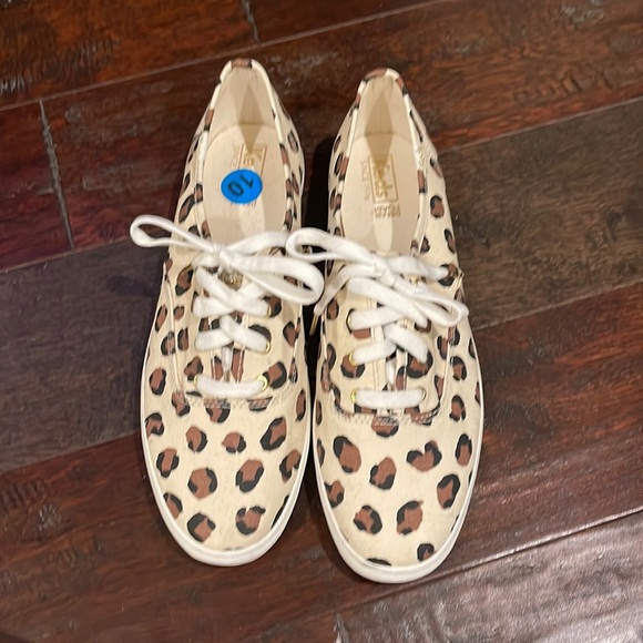 NWOT Adorable Leopard Print Keds - Picture 2 of 7